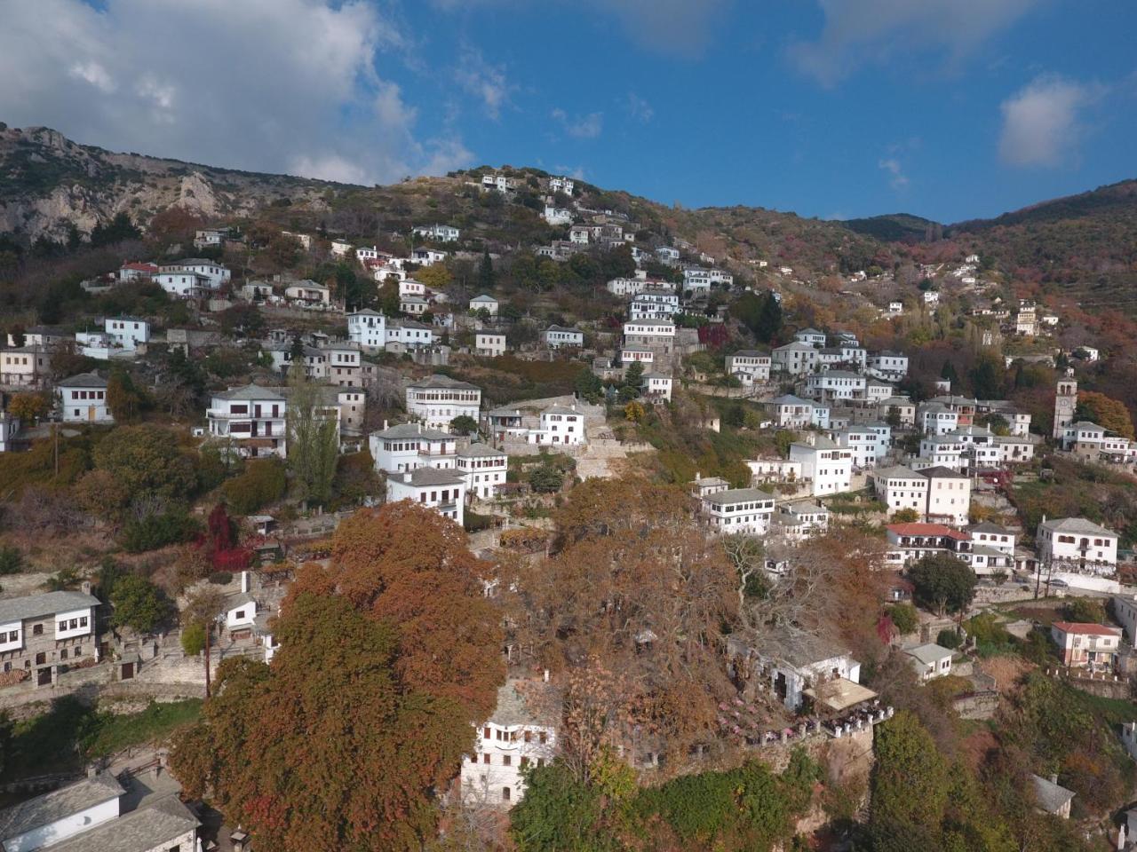 1822 Makrinitsa Suites Εξωτερικό φωτογραφία