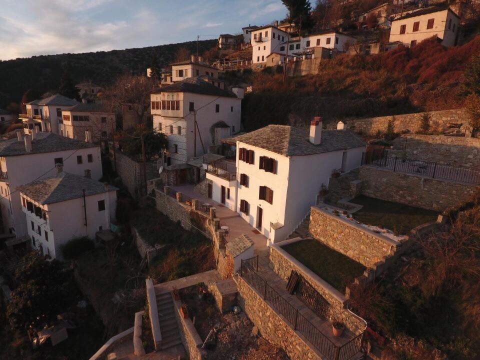 1822 Makrinitsa Suites Εξωτερικό φωτογραφία